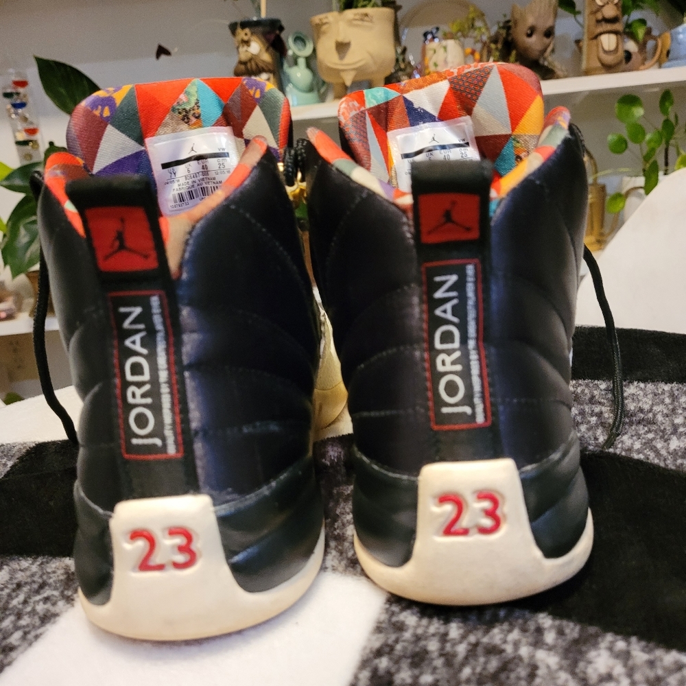 Jordan 12 Playoffs. Sneaker size women's 8.5 boys 7.